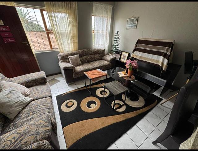 2 BEDROOM TOWNHOUSE FOR SALE IN GLEN MARAIS